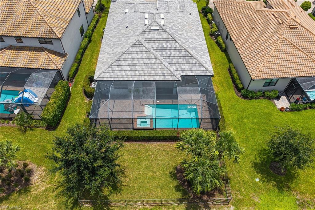 Residential in ESTERO 4