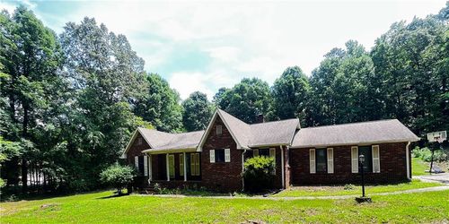760 Pine Needle Rd, Hampton, GA, 30228-1544 | Card Image