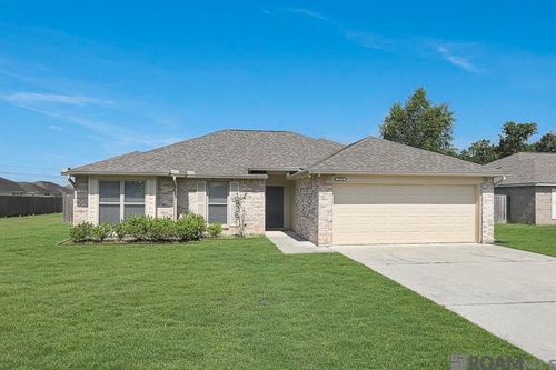 1310 Point Andrew Dr, Gonzales, LA, 70737-5814 | Card Image