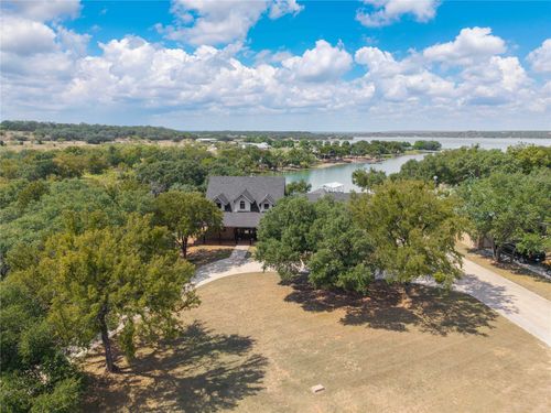 7305 Feather Bay Blvd, brownwood, TX, 76801-9170 | Card Image