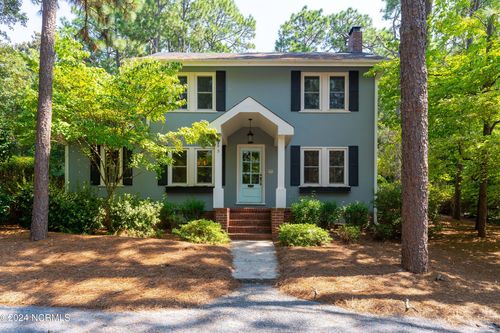 195 S Ridge Street, Southern Pines, NC, 28387 | Card Image