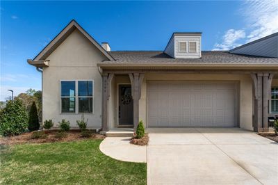 3007 Crestmont Court, House other with 3 bedrooms, 2 bathrooms and null parking in OPELIKA AL | Image 1