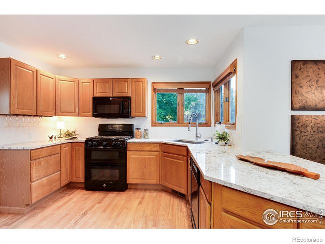 New granite countertops | Image 15