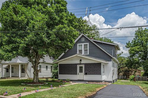 210 Springer Ave, Edwardsville, IL, 62025-1806 | Card Image