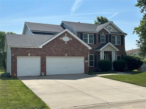 1072 Cromwell Ln, Shiloh, IL, 62221-7999 | Card Image