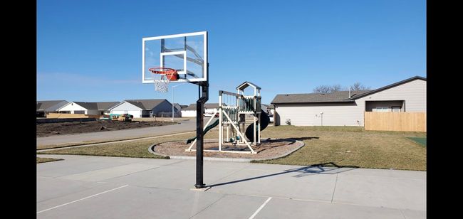 9133 E Chris Ct, Home with 3 bedrooms, 2 bathrooms and null parking in Bel Aire KS | Image 25