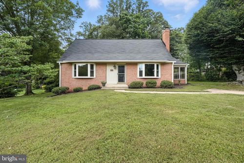 6910 Barnack Dr, SPRINGFIELD, VA, 22152-3321 | Card Image
