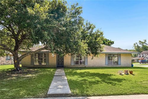 139 Kingston Dr, Slidell, LA, 70458-1737 | Card Image