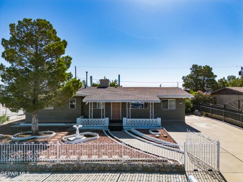 2636 Prestwick Rd, El Paso, TX, 79925-5234 | Card Image
