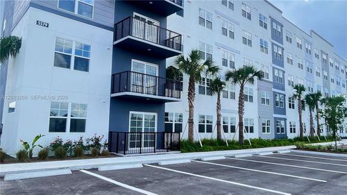 318-5579 Millenia Park Blvd, Orlando, FL, 32839 | Card Image