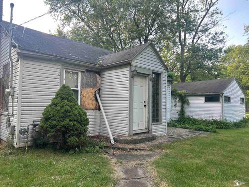 7467 S Telegraph Rd, Temperance, MI, 48182-9528 | Card Image