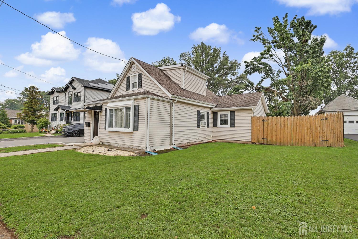 Residential in Avenel 3