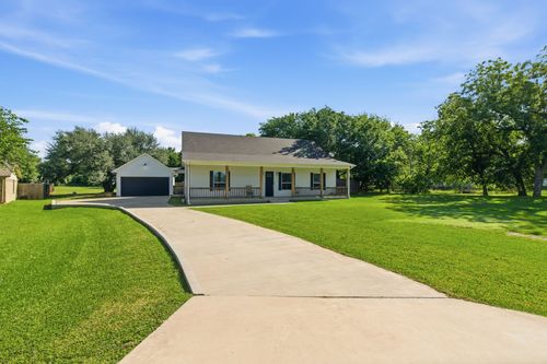 300 Mockingbird Ln, Springtown, TX, 76082-2123 | Card Image