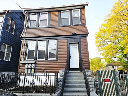 13 Edwin Pl, Newark, NJ, 07112-1521 | Card Image