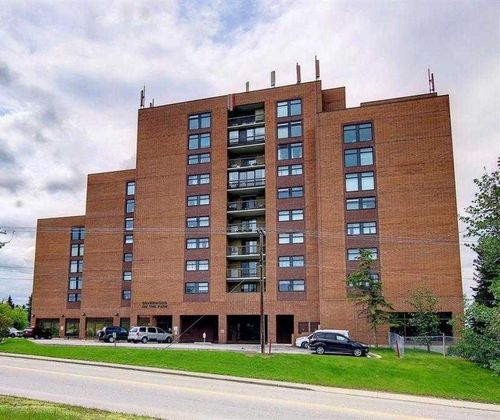 811-8604 48 Ave Nw, Calgary, AB, T3B5E6 | Card Image