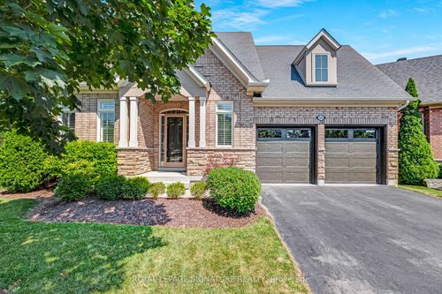 55 Montana Cres, Whitby, ON, L1M0G4 | Card Image