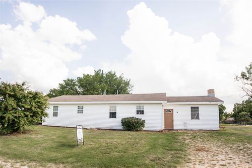 309 W Mill St, Montague, TX, 76251-0626 | Card Image