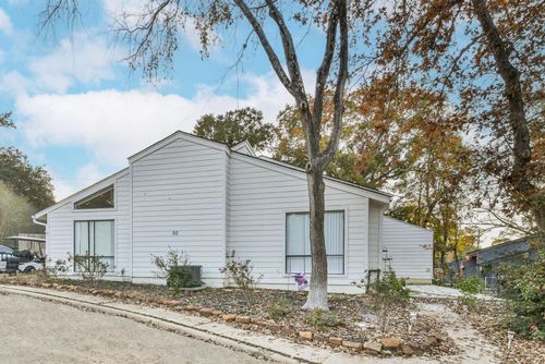 50 April Vlg, Montgomery, TX, 77356-5808 | Card Image