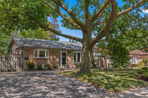 1293 Lewisham Dr, Mississauga, ON, L5J3P8 | Card Image