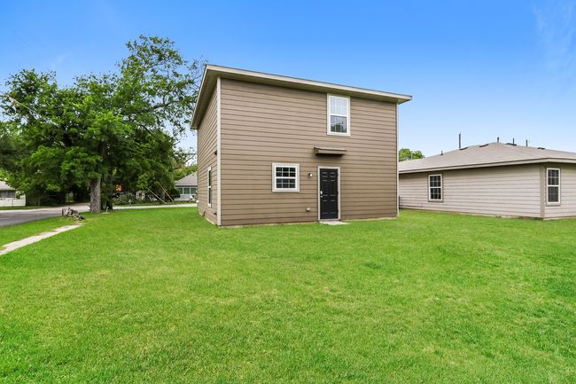 1300 N Brazos Ave, House other with 3 bedrooms, 4 bathrooms and null parking in Cleburne TX | Image 22
