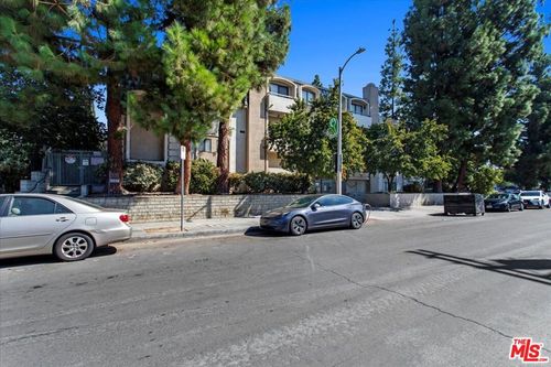 6-7230 Kelvin Ave, Winnetka, CA, 91306-2784 | Card Image