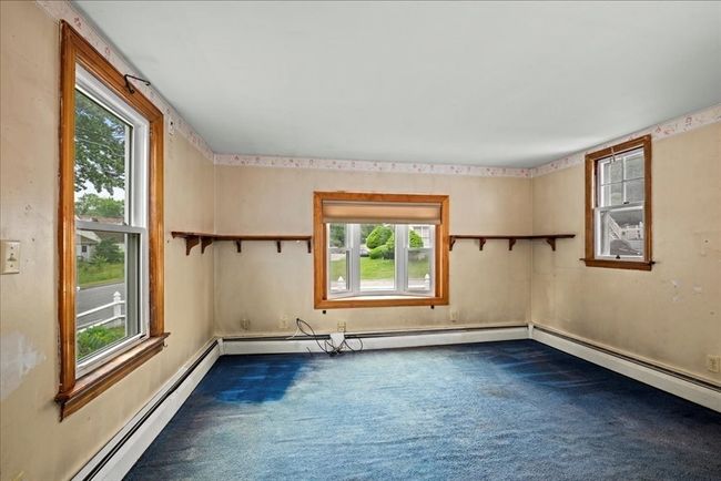 176 Boyce St, House other with 3 bedrooms, 2 bathrooms and 4 parking in Auburn MA | Image 19