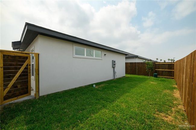 View of yard | Image 21