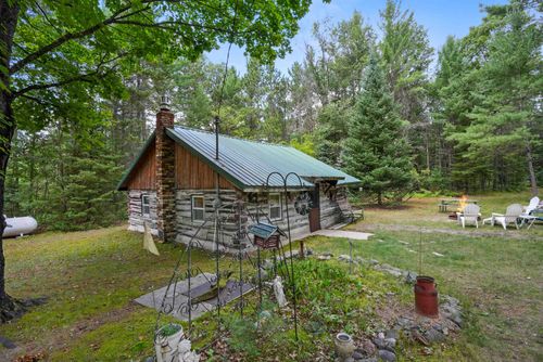 11555 Glossinger Rd, Fife Lake, MI, 49633-9741 | Card Image