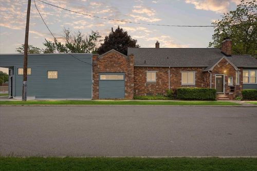 3364 Inman St, Ferndale, MI, 48220-1092 | Card Image