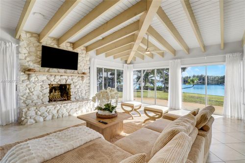 19655 Riverside Dr, Jupiter, FL, 33469-2137 | Card Image