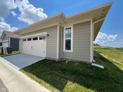 9275 Loyola Way, Plainfield, IN, 46168-4917 | Card Image