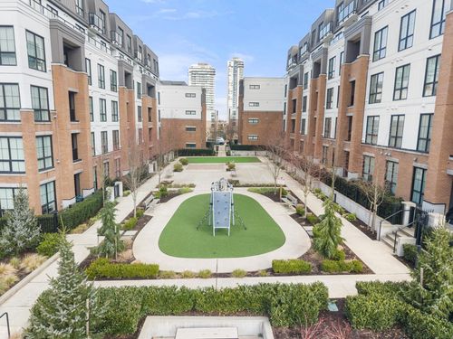 202-20052 83a Ave, Langley, BC, V2Y3P4 | Card Image