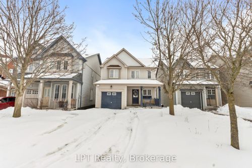 52 Norland Cir, Oshawa, ON, L1L0A7 | Card Image