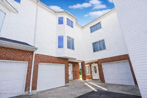 46 Bianca Ct, Staten Island, NY, 10312-6622 | Card Image