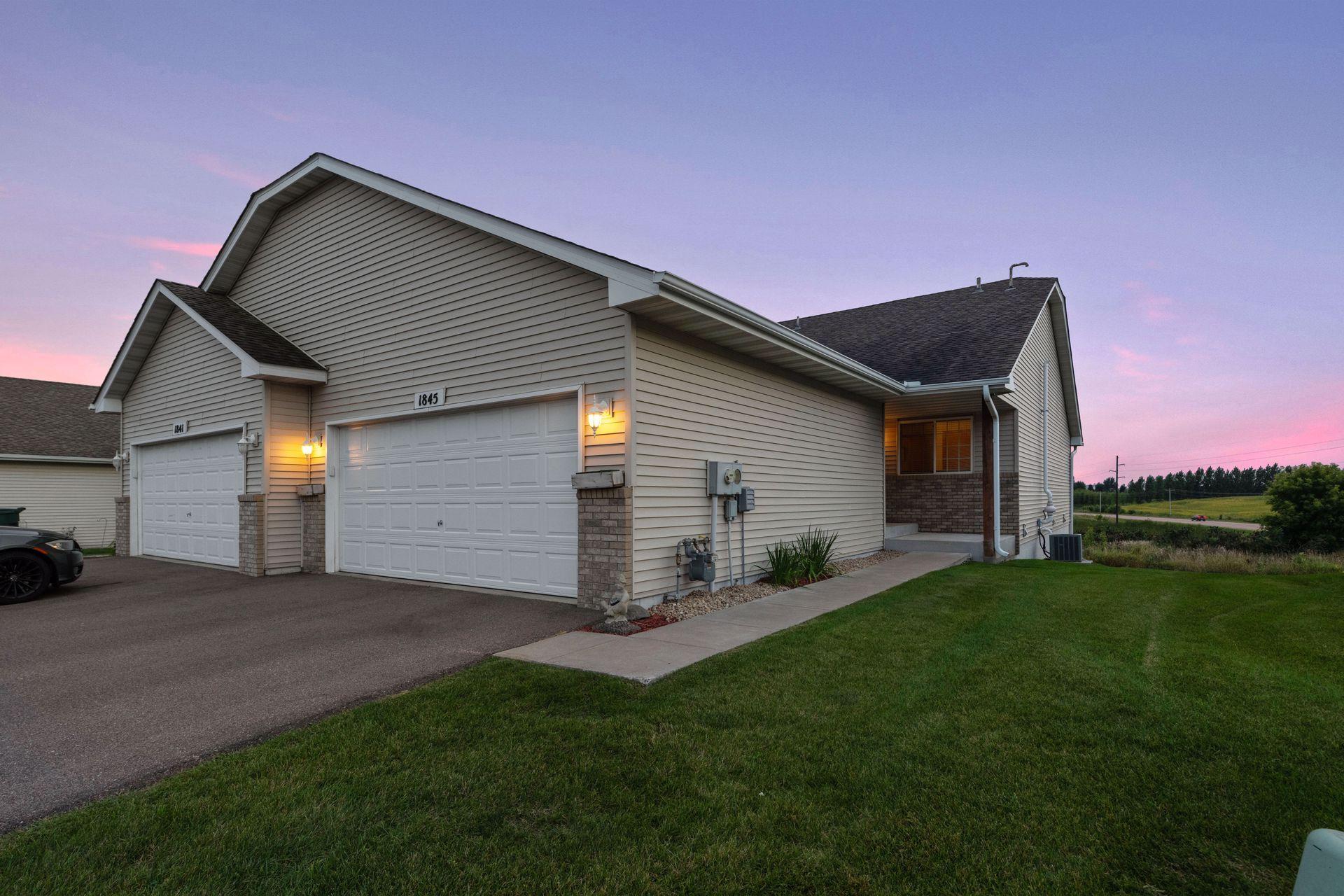 Lakeridge Way, Waconia, MN 55387