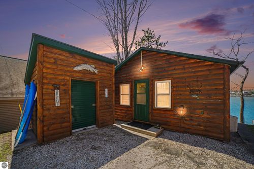 1360 Hillcrest Street, Harrison, MI, 48625 | Card Image