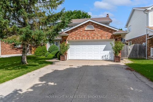 7 Bahama Bay, St Catharines, ON, L2M7W2 | Card Image