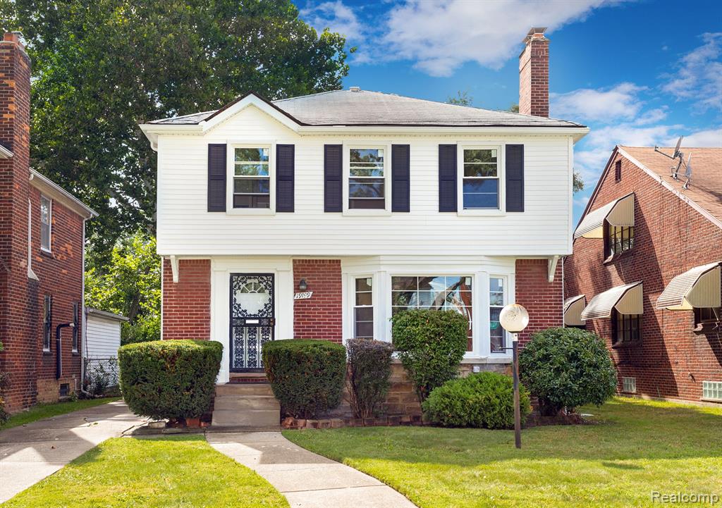 Robson St, Detroit, MI 48235
