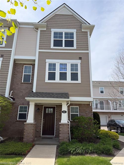 52-441 Wright St, Wixom, MI, 48393-4318 | Card Image