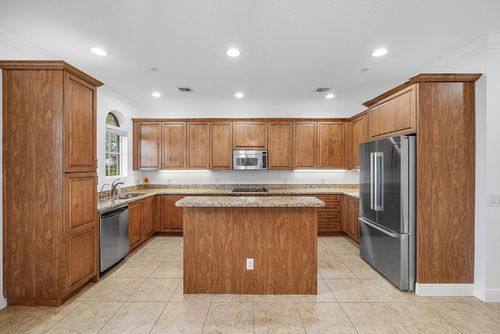 824 Virginia Garden Dr, Boynton Beach, FL, 33435-6406 | Card Image