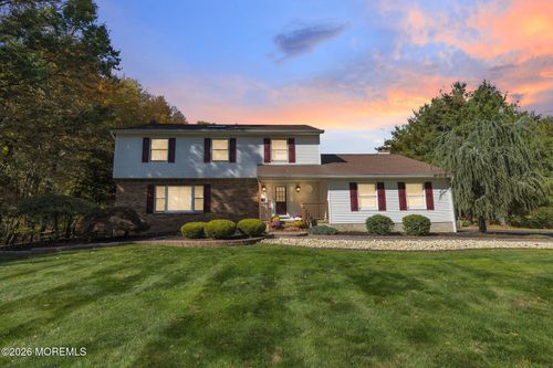 33 Beechwood Dr, ROBBINSVILLE, NJ, 08691-3001 | Card Image