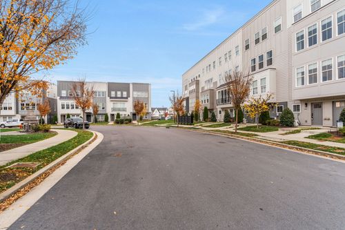 2032 Edison Park Ln, Nashville, TN, 37209-2685 | Card Image