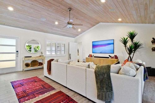 221 Nw 18th St, Delray Beach, FL, 33444-3126 | Card Image