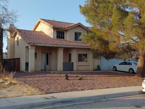 11752 Drake Ct, Adelanto, CA, 92301-4501 | Card Image