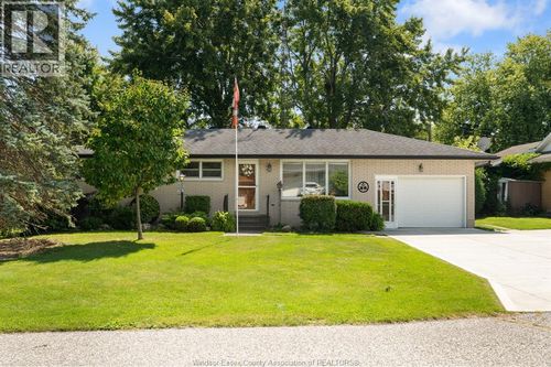 106 George Ave, Wheatley, ON, N0P2P0 | Card Image