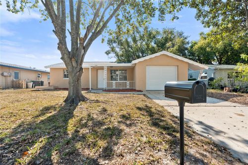 7130 Fox Hollow Dr, PORT RICHEY, FL, 34668-3862 | Card Image