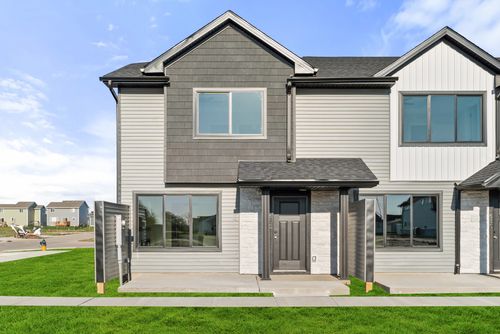 612 Ne Winding Trail Dr, Ankeny, IA, 50021 | Card Image
