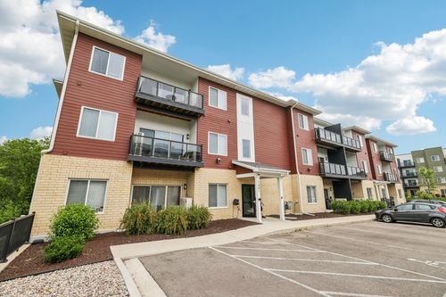 apt-106-1601 N Windsor Ave, Cottage Grove, WI, 53527-8877 | Card Image