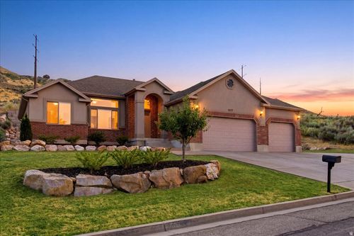 2537 S Elm Grove Dr, Perry, UT, 84302-4931 | Card Image
