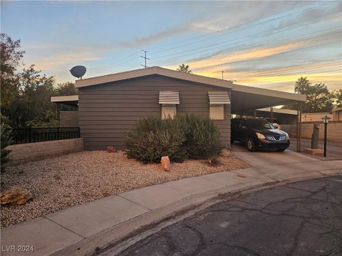 5411 Ario Road, Las Vegas, NV, 89122 | Card Image